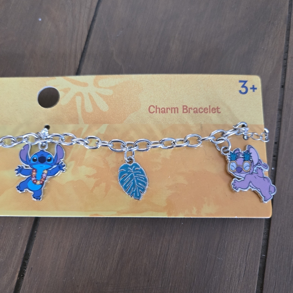 Disney Lilo And Stitch Charm Bracelet New - Picture 3 of 4